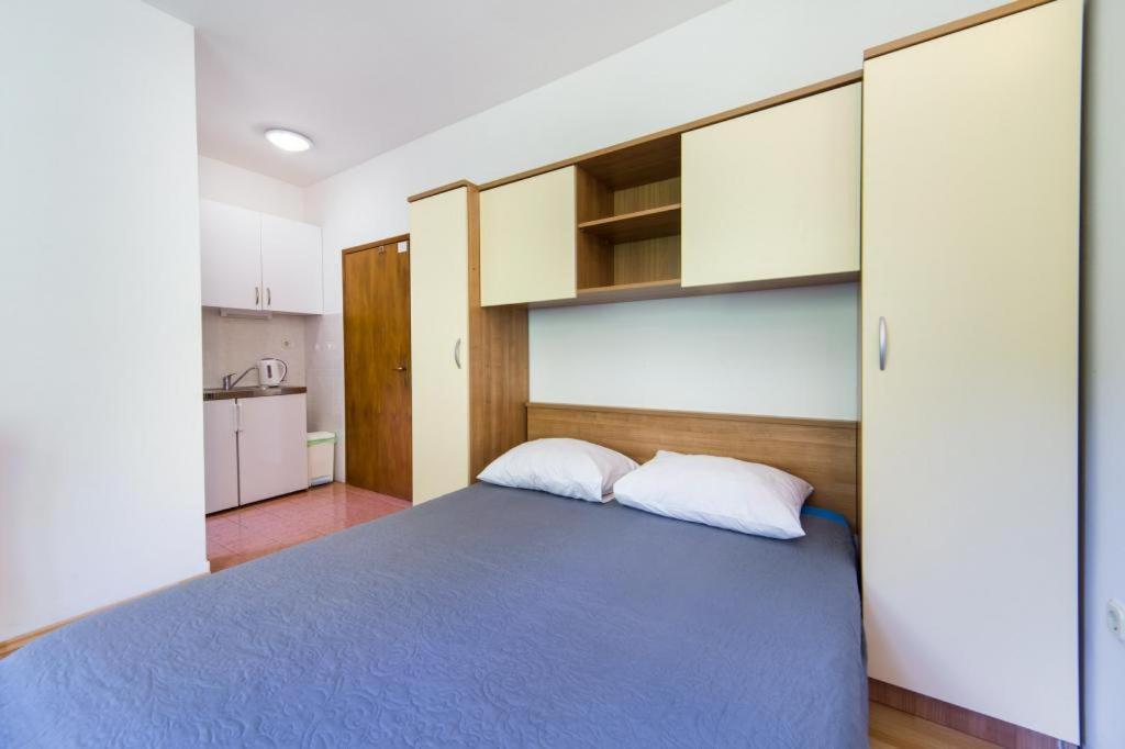 Apartments Slavena กราดัซ ภายนอก รูปภาพ