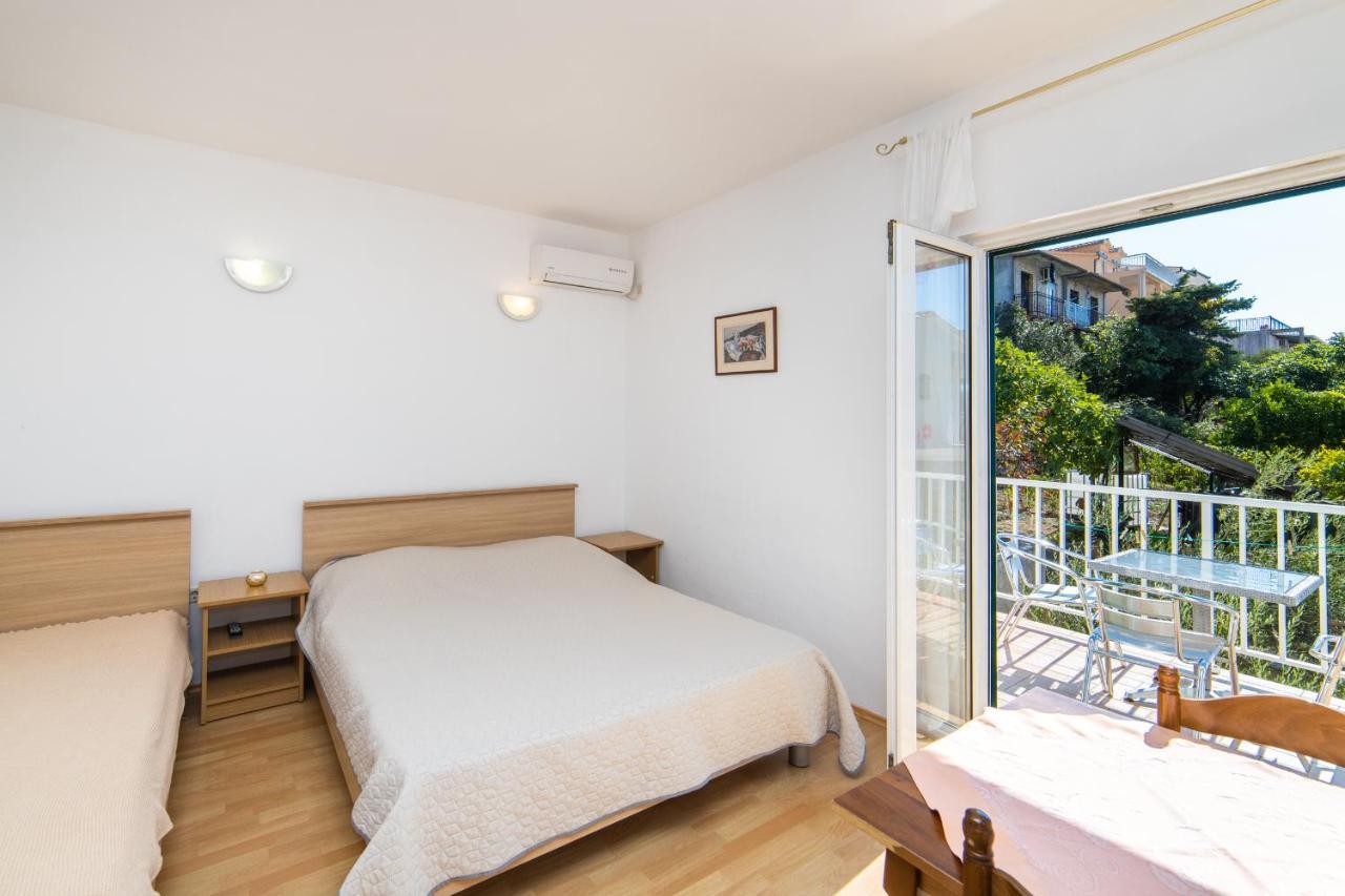Apartments Slavena กราดัซ ภายนอก รูปภาพ